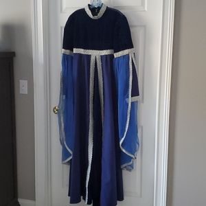Women's costume